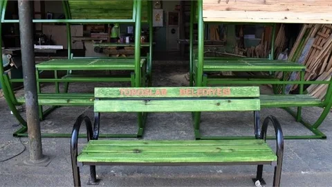 Kent Mobilyaları Belediye Atölyesinden