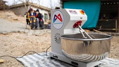 Bu Makine İle Hamur Yoğurmak Artık Daha Kolay!