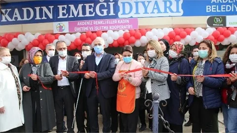 Başkan Gültak’tan Kadın Emeği Diyarı’na Ziyaret