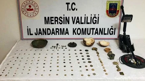 Tarihi Eserleri Satmak İsterken Yakalandı