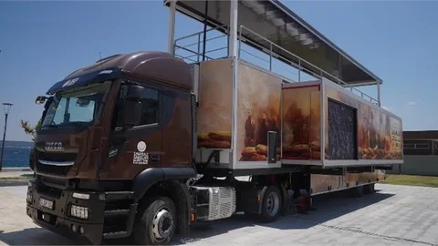 Çanakkale Savaşları Mobil Müzesi Mersin'de