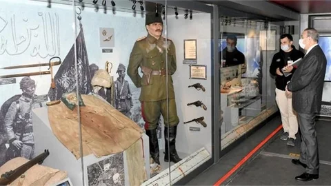 Vali Su'dan "Çanakkale Savaşları Mobil Müzesi" Ziyareti