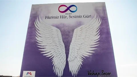 Büyükşehir'den Emekçi Kadınlara Fotoğraf Köşesi