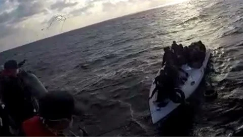 KKTC’ye Geçmeye Çalışan 19 Düzensiz Göçmen Yakalandı