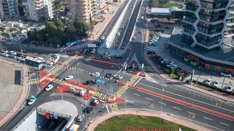 Sevgi Kavşağı, Ani Su Baskınlarına Karşı Aralıksız İzleniyor