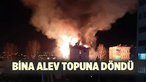 Mersin'de Bir Bina Alev Alev Yanıyor