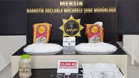 Mersin’e Kargo İle Yüklü Miktarda Uyuşturucu Getireceklerdi!