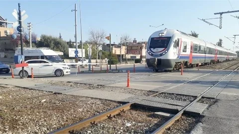 Hemzemin Geçitlerde Kurallara Uymayanlar Tehlike Arz Ediyor