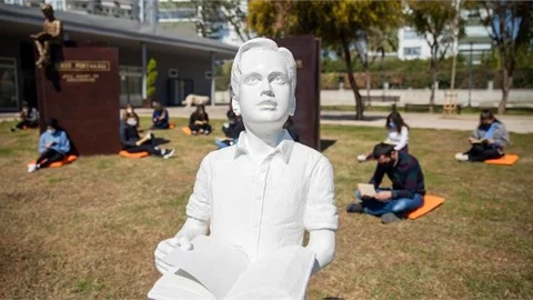 Büyükşehir’den Çocukları Okumaya Özendirecek Sanatsal Çalışma