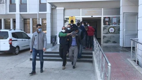 Mersin’de Sahte Evrak Çetesi Çökertildi