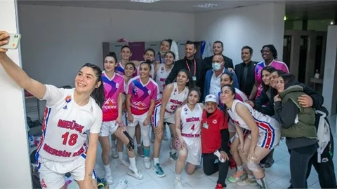 Büyükşehir Kadın Basketbol Ekibi Play-off’a Bir Adım Daha Yaklaştı
