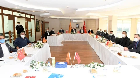 Vali Su, MTOSB Müteşebbis Heyet Toplantısına Başkanlık Etti