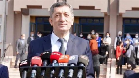 Bakan Selçuk, Yüz Yüze Eğitim Sürecini Değerlendirdi