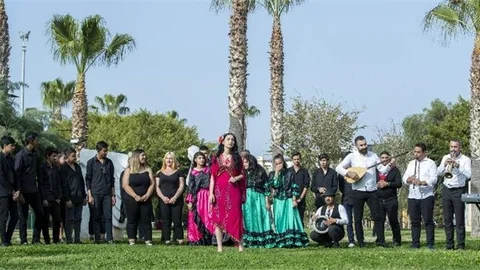 Büyükşehir’den Toplam 249 Roman Sanatçıya Destek