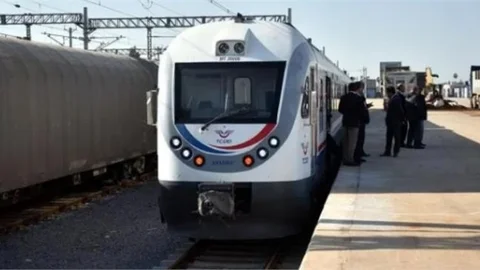 Adana-Mersin Arası Tren Saat ve Seferleri Güncellendi