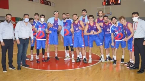 Gsk Erkek Basketbol Finalde
