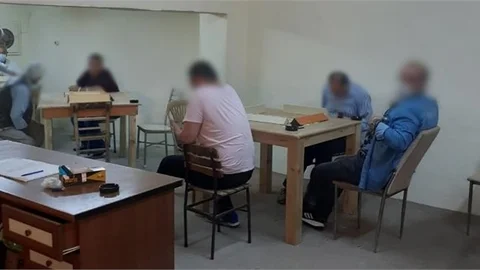 Kuralları Hiçe Sayıp Kumar Oynayanlara Baskın