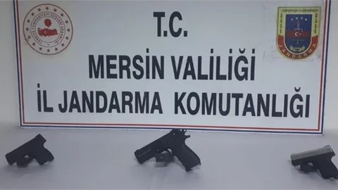 Silah Kaçakçıları Tutuklandı