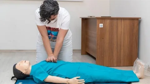 Acil Durumlarda İlk Yardım Hayat Kurtarır!