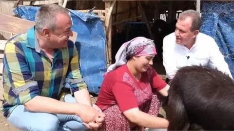 Seçer, Tüm Vatandaşları Mersin'e Davet Etti