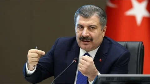 Bakan Koca'dan Aşı Açıklaması "Yeni Kademeye Geçiyoruz"