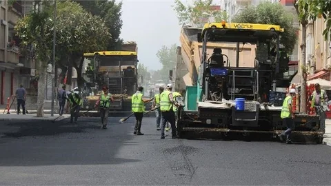 Mersin’in Yolları Yenileniyor