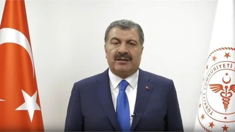 Bakan Koca'dan Kademeli Normalleşme Mesajı