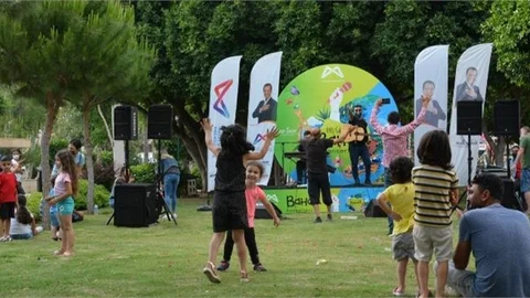 Mersin Büyükşehir Müzisyenlerin Hep Yanında