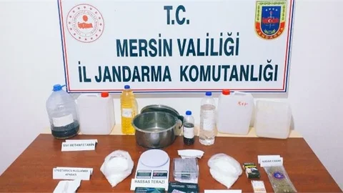 Mersin Jandarmasından Uyuşturucu Tacirlerine Operasyon