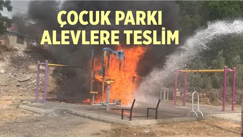Çocuk Parkındaki Yangında Korkulu Anlar Yaşandı