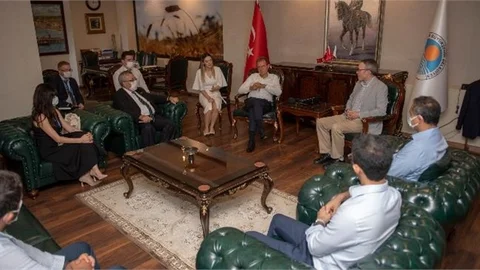 Uluslararası Göç Örgütü Heyeti Başkan Seçer’i Ziyaret Etti