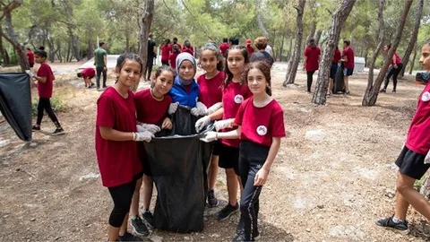 Kır Çiçekleri Çevre Haftası’nda Farkındalık Yarattı