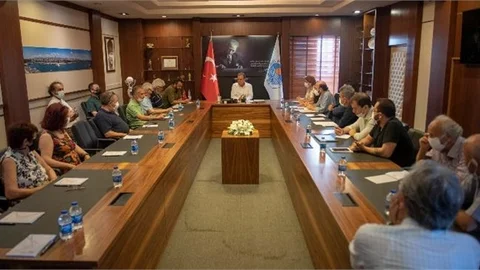 "Mersin Mutluysa Ben Mutluyum"