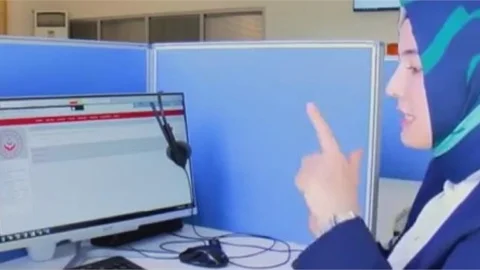 Türkiye'nin İlk 'işitme Engelliler İletişim Merkezi' Açılacak