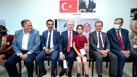 CHP Lideri Kemal Kılıçdaroğlu Mersin’de