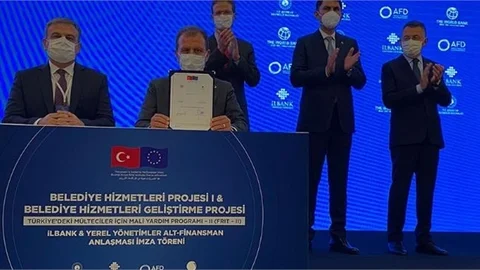 Başkan Seçer, 3 Büyük Proje İçin İmza Attı