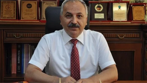 "Prim Borçlusu Esnafa Emeklilik Yolu Açıldı"