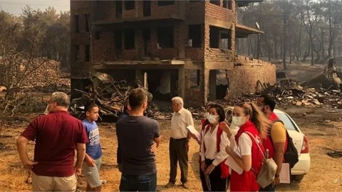 Bakanlıktan Yangın Nedeniyle Mersin'e 500 Bin Lira Kaynak