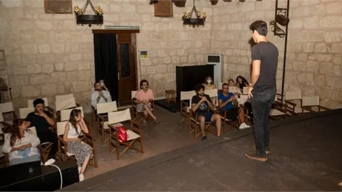 Mersin Büyükşehir’in Yaz Dönemi Tiyatro Kursları Başladı