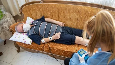 Mersin Büyükşehir Destek Oldu, Felçli Hasta Hayata Tutundu