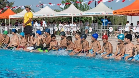 14 Branşta 1483 Genç Sertifika Almaya Hak Kazandı