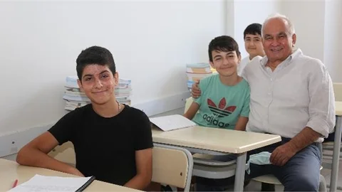 "Eğitim Meşalesini Taşıyorlar, Geleceğe Umut Oluyorlar"