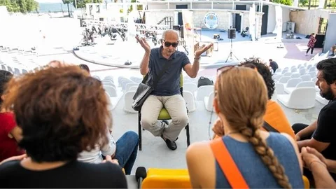 Usta Sanatçı Genco Erkal’dan Şehir Tiyatrosu Oyuncularına Workshop