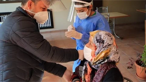 Aile ve Sosyal Hizmetler Bakanlığı’ndan Koronavirüs Rehberi