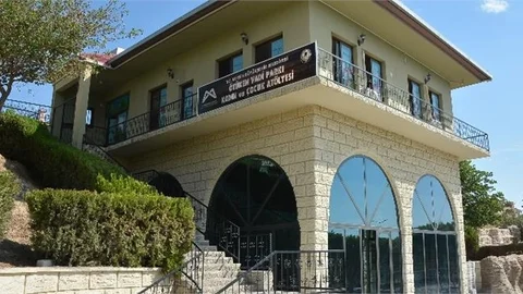 Tarsus’a Yeni Bir Okuma Salonu