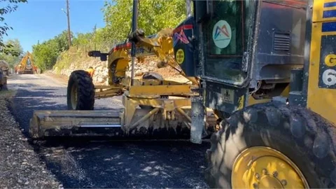 Çamlıyayla’da Yol Bakım ve Onarım Çalışmaları