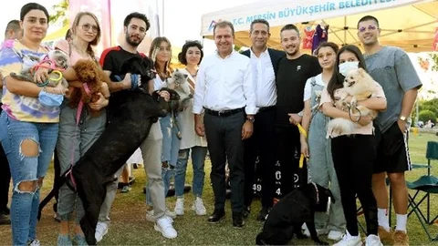 Mersin’deki Hayvanseverler Pati Fest’te Buluştu
