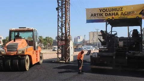 Mersin Büyükşehir, Toroslar’ın Caddelerini Yeniliyor