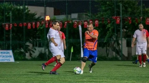 Mersin Büyükşehir’in ‘veteranlar Naftalin Ligi’ Başladı