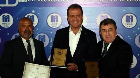 Vahap Seçer İnşaat Mühendisleri Odası’nın 67. Yıl Kuruluş Balosu’na Katıldı